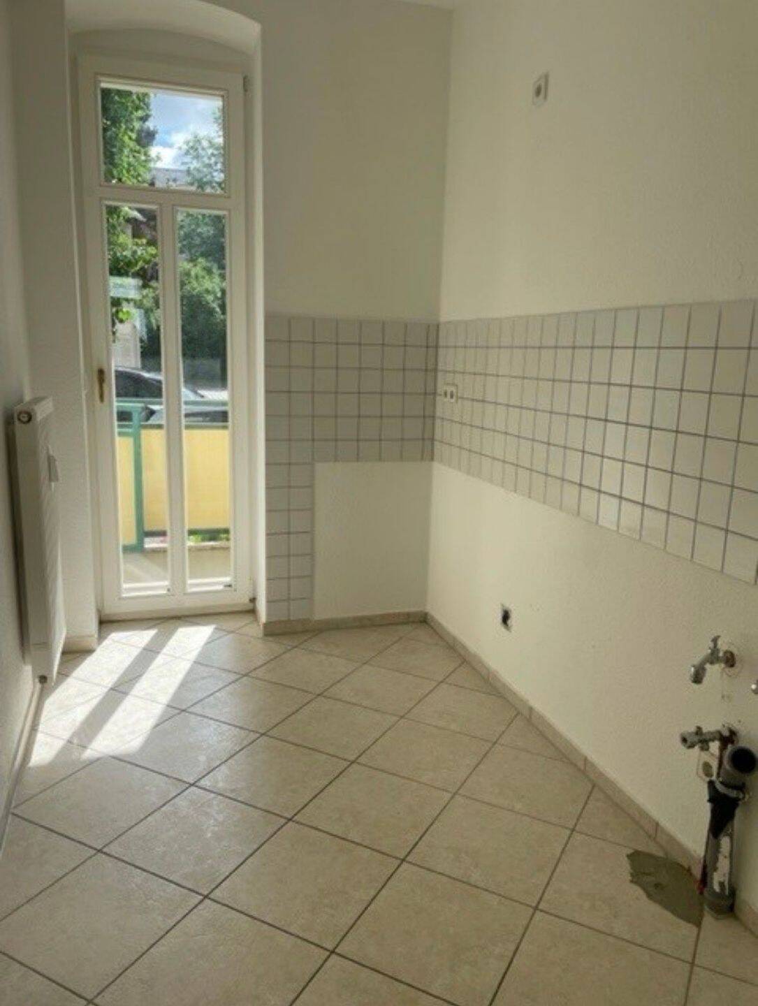 61qm | renoviert | Balkon | Parkett | zentrumsnah | Stellplatz – Chemnitz – Vorschaubild 5