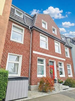 Wellness Oase für alle Träume : Wohnglück & riesige Garten-Oase in Krefeld Linn - Bestlage – 47809 Krefeld – Vorschaubild 1