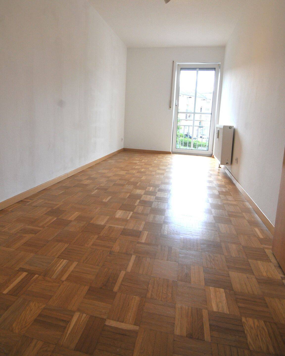 Sonnige 3 Zimmer-Wohnung am Luitpoldpark nahe Hbf. – Ingolstadt – Vorschaubild 9