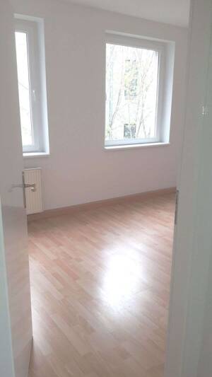 DREI ZIMMER, ruhig und zentral - WG geeignet – 99085 Erfurt – Vorschaubild 5