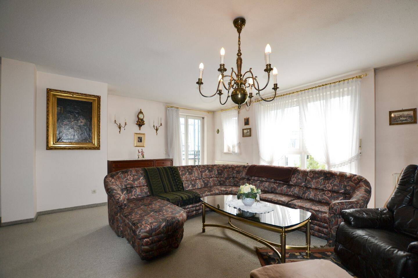 AIGNER - Gut geschittene und helle 4-Zimmer-Dachgeschosswohnung – München – Vorschaubild 2