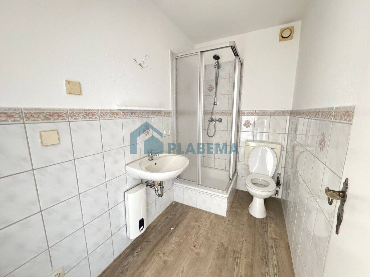 Moderne 3- Zimmer- Wohnung, nahe Schlosspark-Center, komplett renoviert – Schwerin – Vorschaubild 7