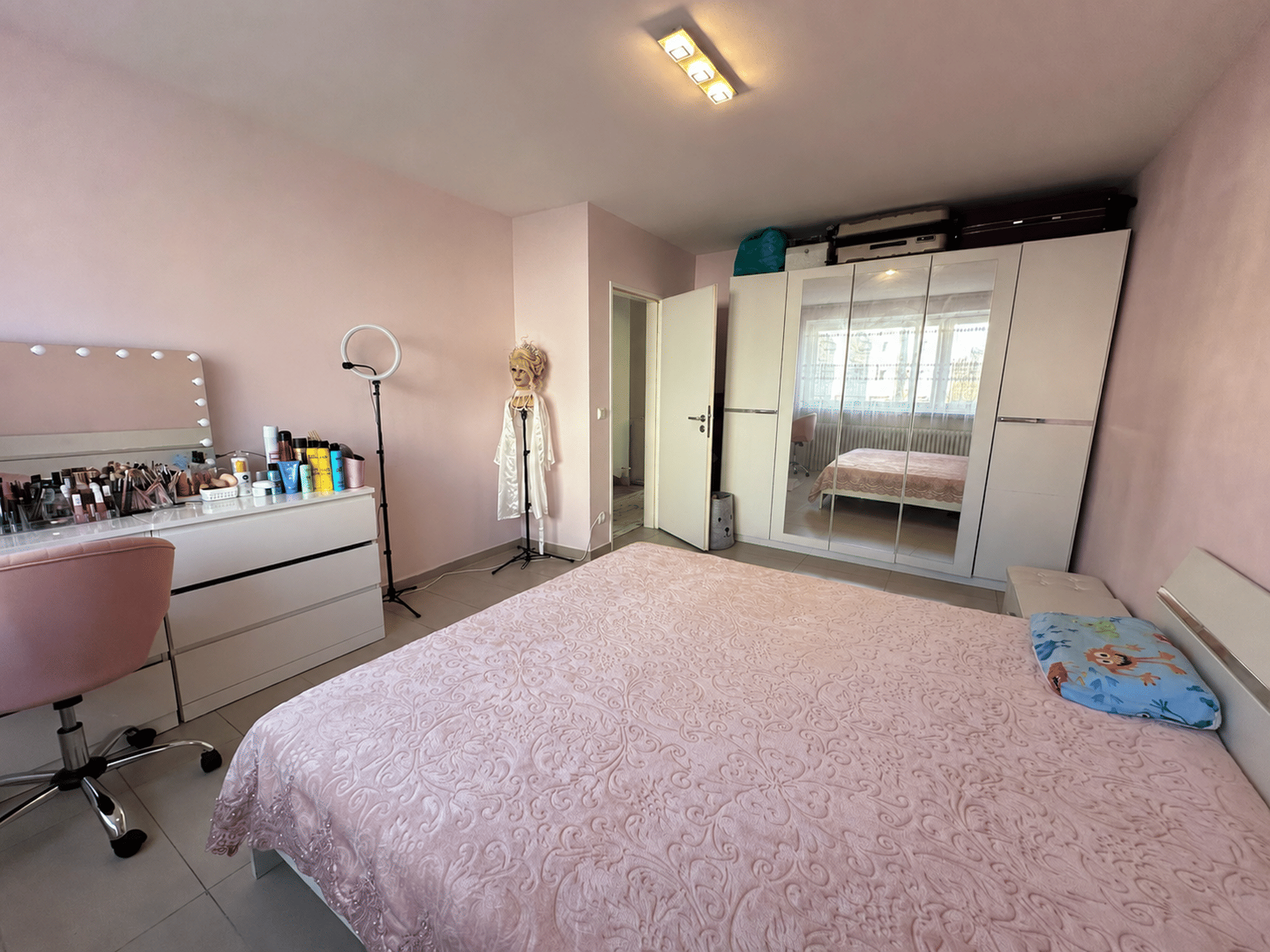 Etagenwohnung in 50739 Köln mit 57 m² kaufen