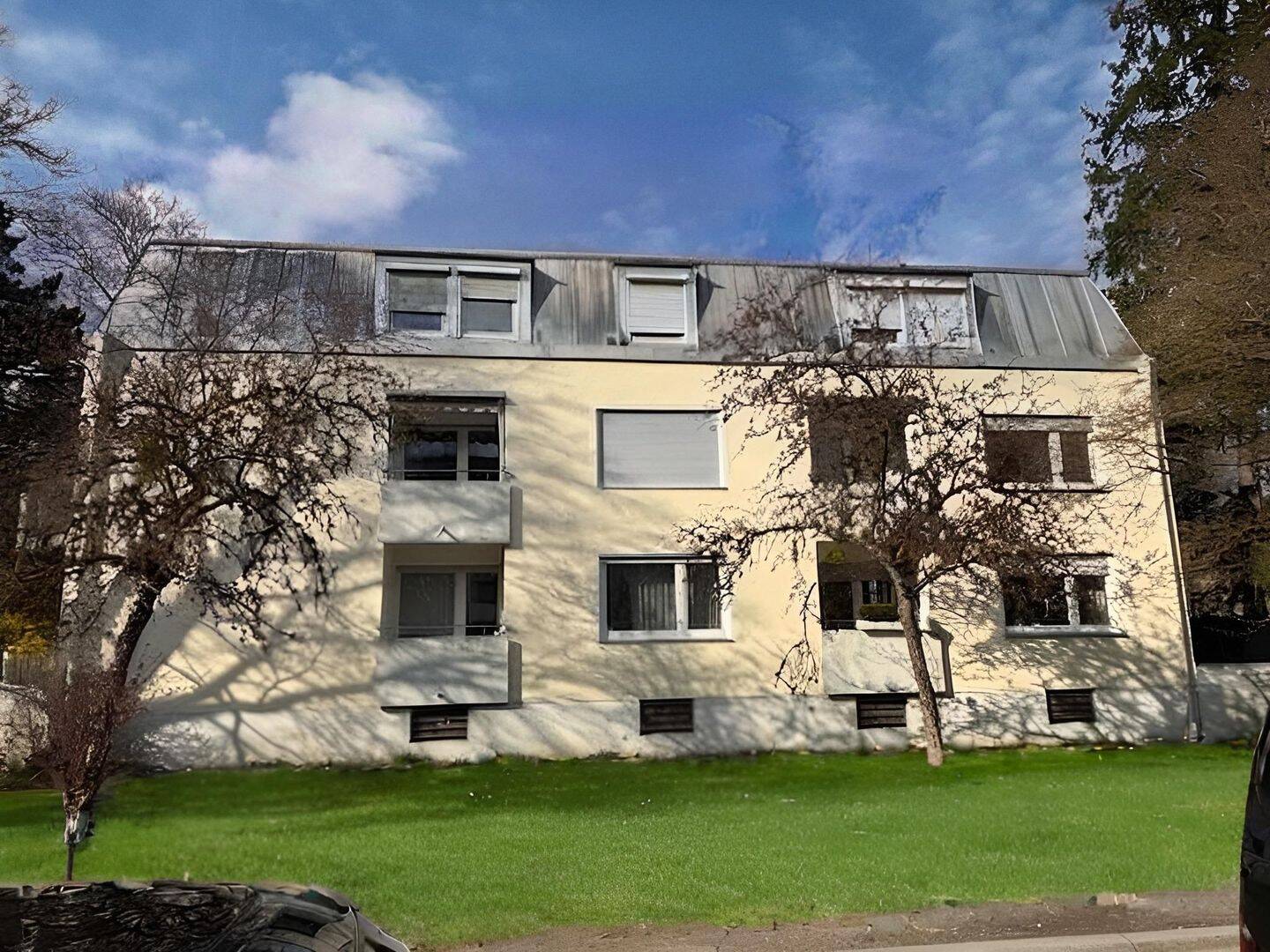 Sonnige 3-Zimmer-Wohnung mit Loggia & TG-Stellplatz in München-Sendling/Westpark
