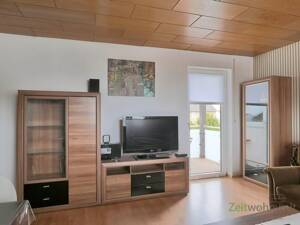 (EF1258_M) Kassel-Stadt: Philippinenhof/Warteberg, ruhige möblierte Wohnung mit Holzvertäfelung und Balkon – 34127 Kassel – Vorschaubild 2