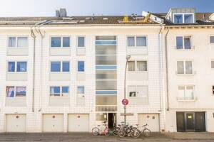 Ehrenfeld: Bezugsfreie 2-Zimmer-Wohnung mit Balkon - ideal für Eigennutzer und Kapitalanleger!