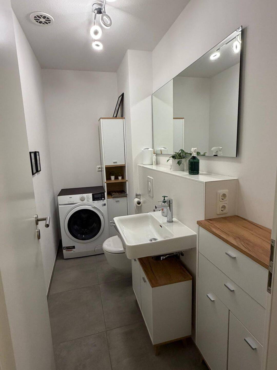 Helle hochwertige 3-Zimmer-Wohnung mit Balkon und TG Stellplatz – Regensburg – Vorschaubild 8