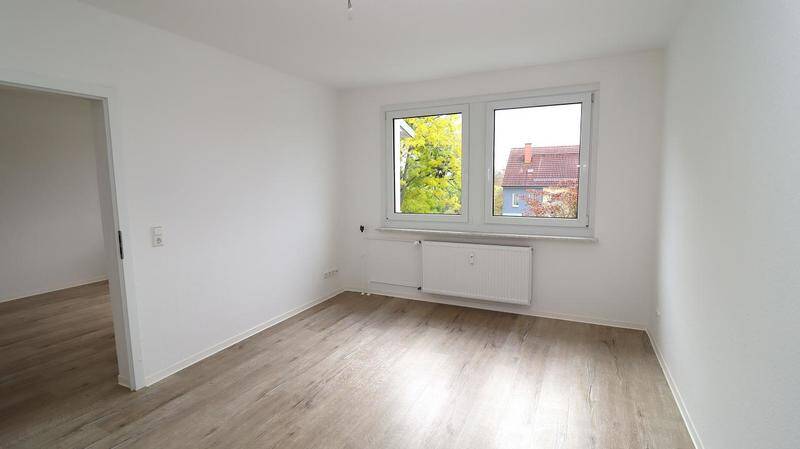 Die perfekte Pendlerwohnung: Stadtnah + Grün + Autobahnanbindung – Chemnitz – Vorschaubild 4