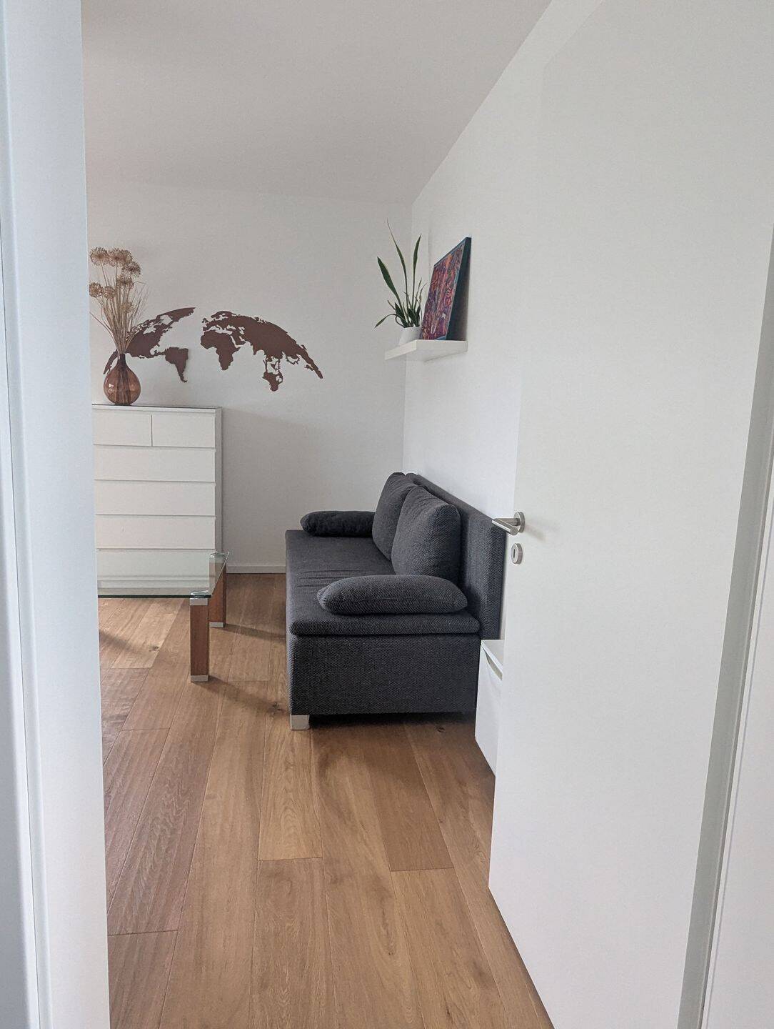 Luxuriöse KfW-55 Villa an der Havelmarina: Wohnen zwischen Fluss und Forst – Berlin – Vorschaubild 9