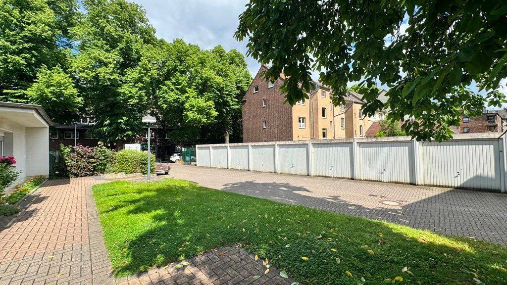 * Ab sofort frei ! * Barrierefreie + renovierte 3- Raum- ETW mit eigenem Garten ! Provisiosnfrei ! – Düsseldorf – Vorschaubild 3