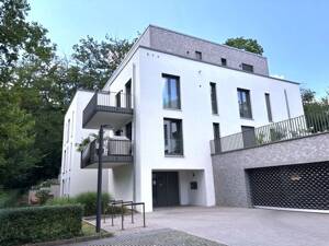 Premium-Wohnen in Harleshausen: 3 ZKB + Balkon + TG Stellplatz
