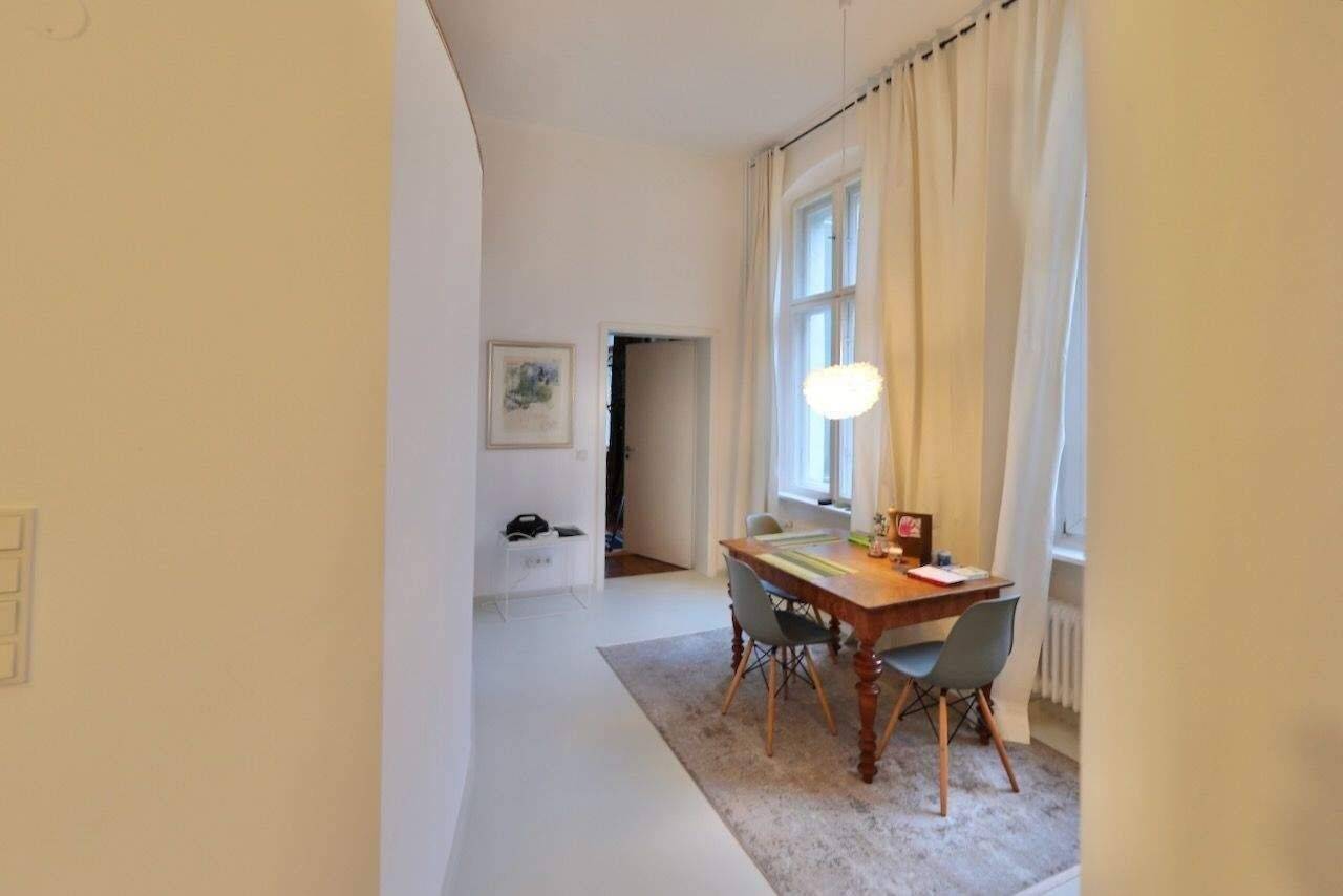 BESTLAGE NÄHE KU´DAMM & LUDWIGKIRCHPLATZ - MODERN MIT ALTBAUCHARME - HELL & RUHIG – Berlin – Vorschaubild 7