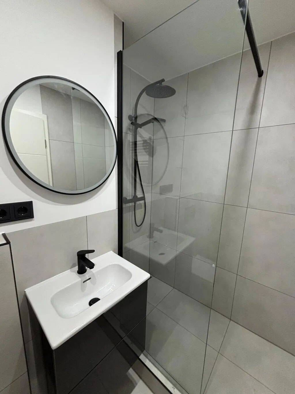 Helles WG-Zimmer sucht neuen Bewohner/ Kreuzhofstraße 6, München/ WE41 / Zi.3 – München – Vorschaubild 5
