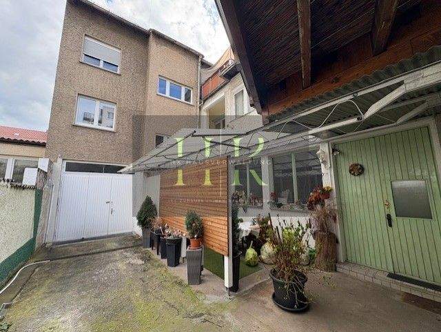 5 Familienhaus mit Ladeneinheit und Ausbaumöglichkeit in Pforzheim – Pforzheim – Vorschaubild 3