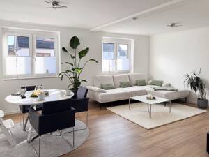 Ihre "Eigenen vier Wände" mit schönem Garten und einer Garage (top modernisiert) wartet auf Sie – 27578 Bremerhaven – Vorschaubild 3