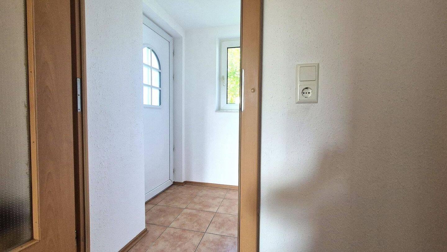 10 km von Hünfeld*bezahlbares EFH- energetisch saniert mit Wärmepumpe und Fußbodenheizung! – Nüsttal – Vorschaubild 4