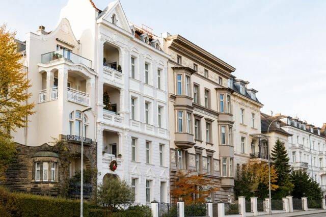 Schönes Düsseldorf. Exklusive Maisonette mit Dachterrasse, großartigem Blick & moderner Ausstattung