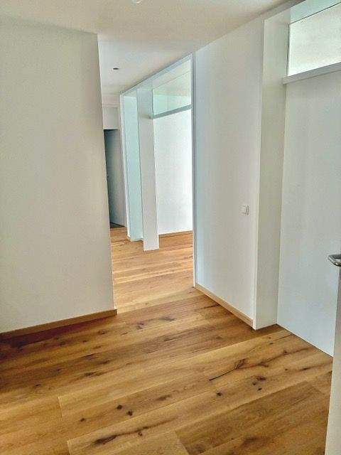 RESERVIERT freie top sanierte 4,5 Zimmer-Wohnung in München Schwabing – München – Vorschaubild 2