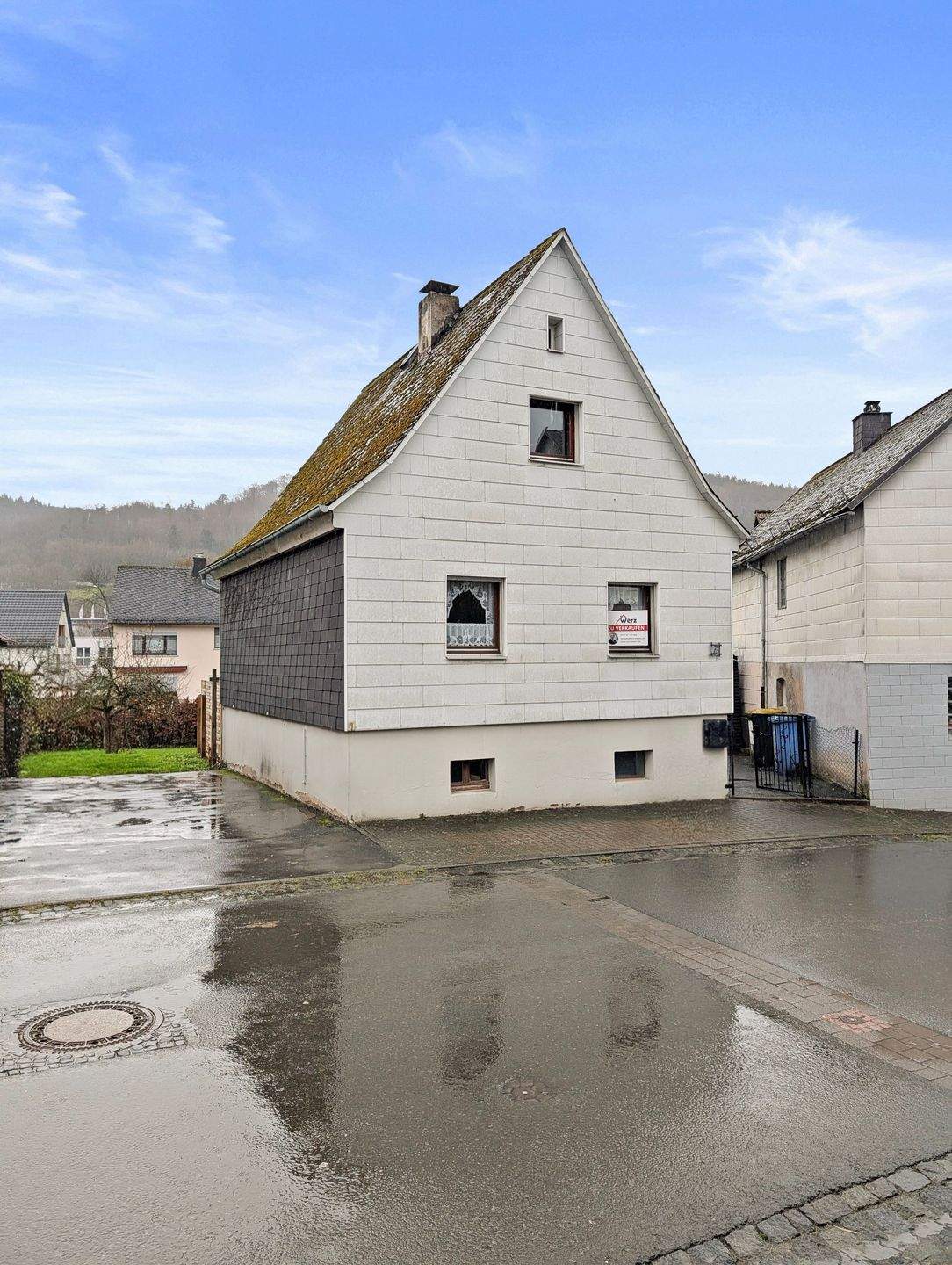 >>RESERVIERT<< Schnäppchenhaus für Handwerker!!! – Angelburg – Bild 1 von 9