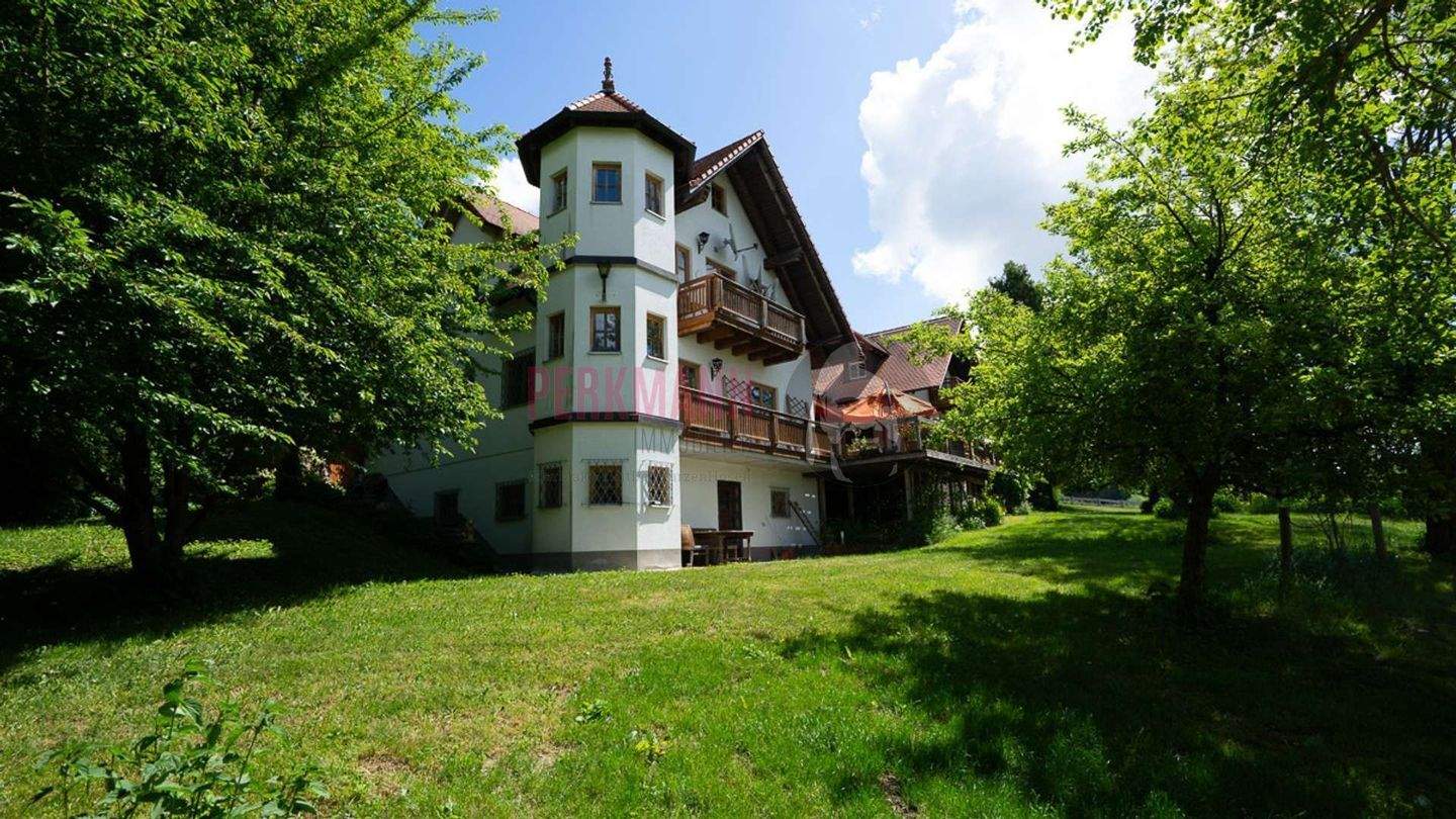 Einzigartiges Anwesen in Alleinlage - auf 6.500 m² Grundstück - nur 40 Minuten von München entfernt! – Mainburg – Bild 1 von 9