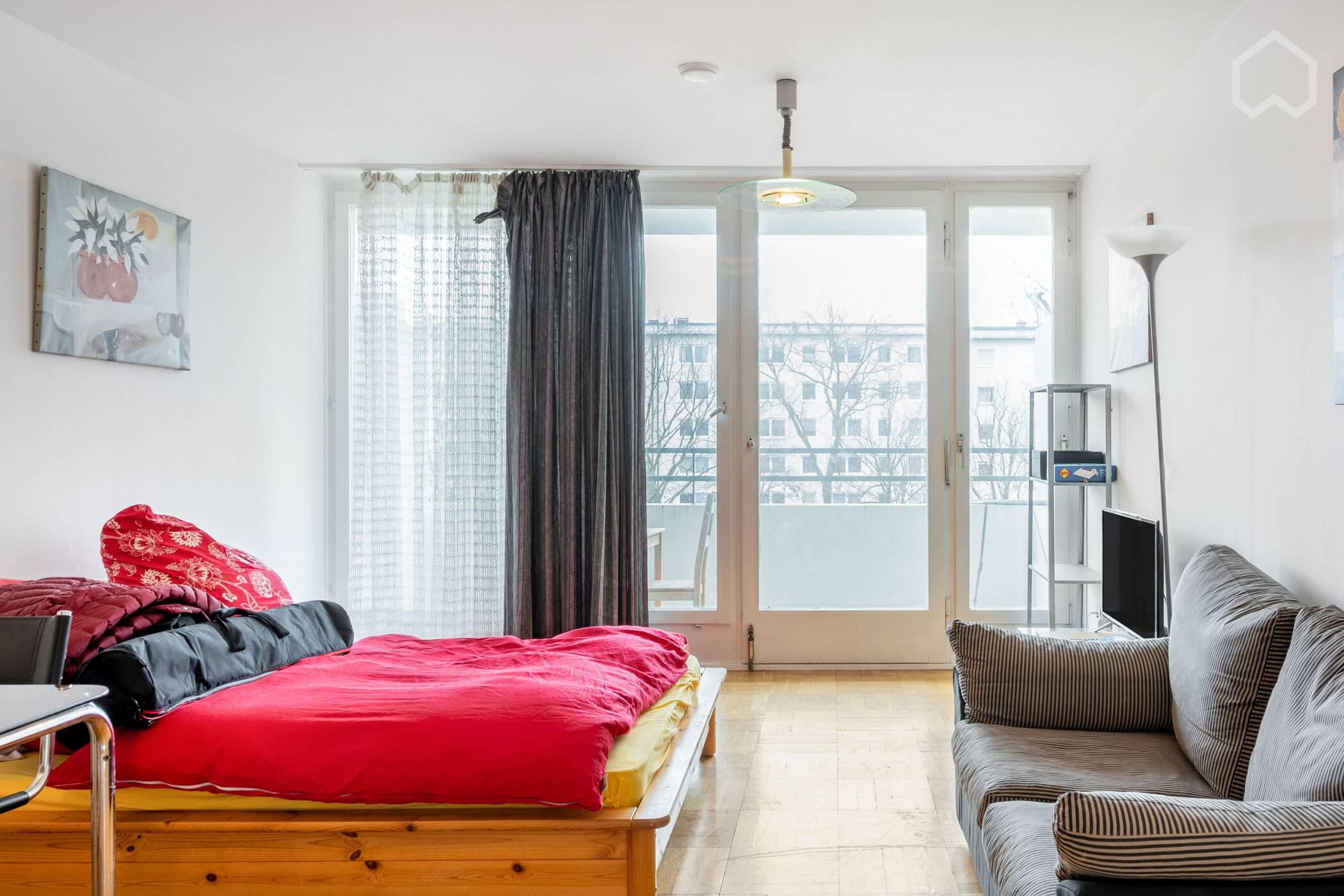 Liebevoll eingerichtetes & neues Apartment in München – München – Vorschaubild 2