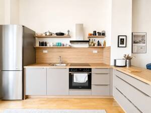 Komplett modernisierte Altbauwohnung mit Topausstattung und sonnigem Balkon, fußnah zum Zoo – 60316 Frankfurt am Main – Vorschaubild 5