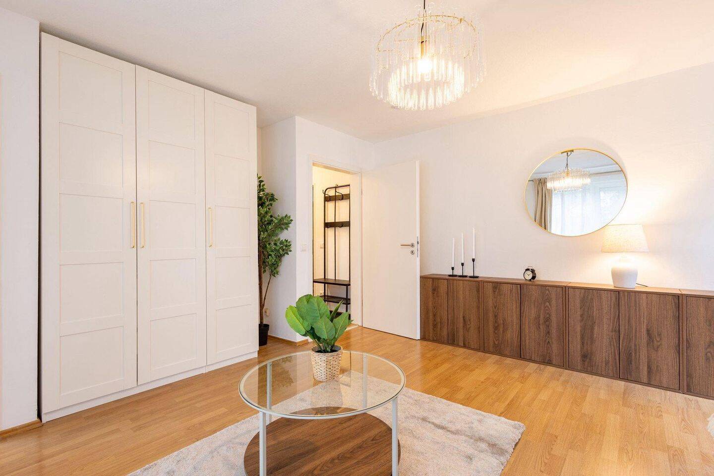 Modernes, renoviertes 1-Zimmer-Apartment mit Balkon - sofort bezugsfertig – München – Vorschaubild 3
