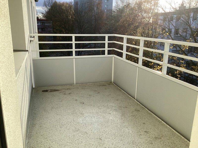 3-Zimmer Wohnung mit Balkon mit Blick über Bielefeld -Schildesche! – Bielefeld – Vorschaubild 3