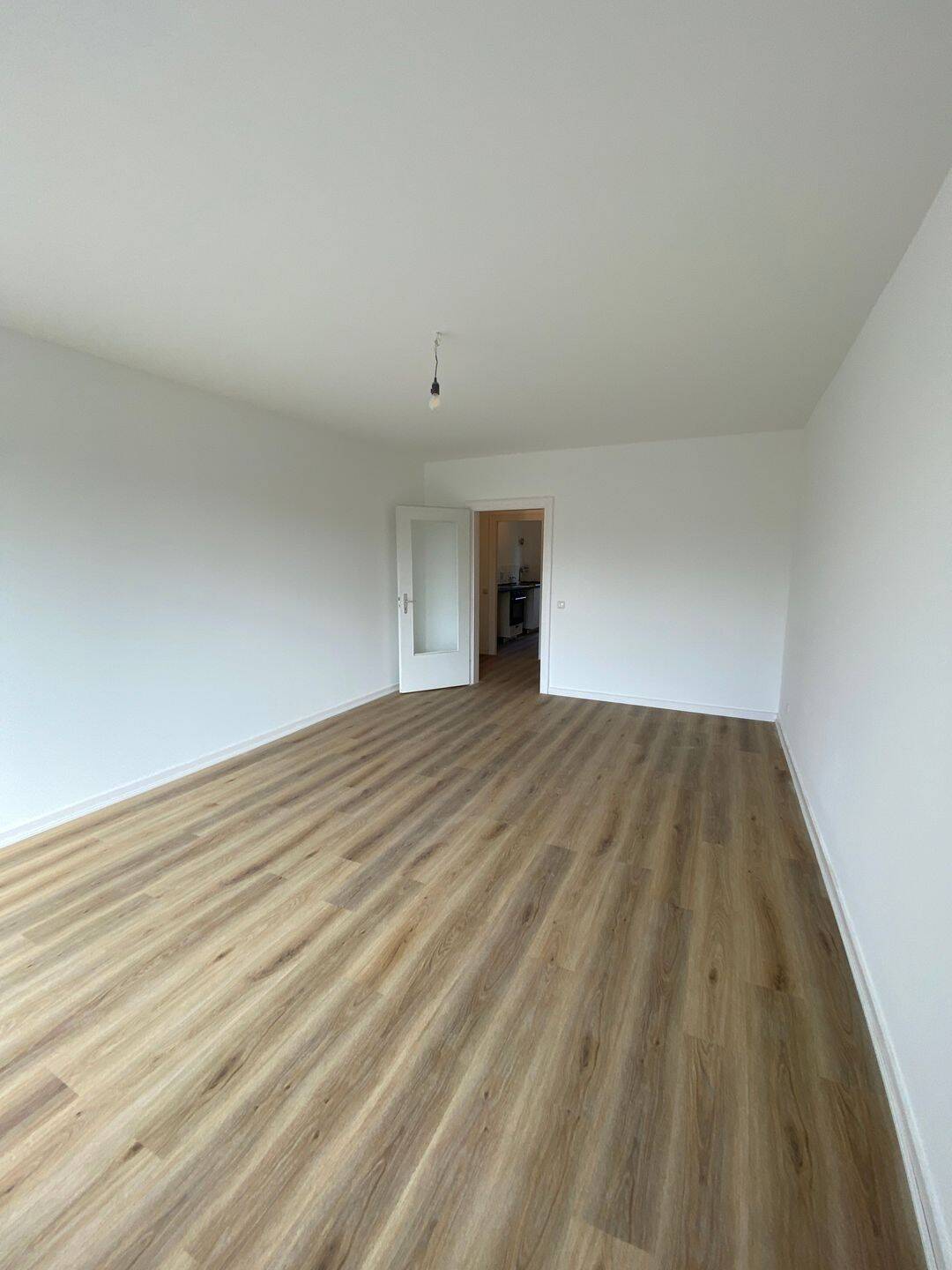 gemütliche 1-Zimmer Wohnung mit größzügigem Balkon zu vermieten! – Hamburg – Vorschaubild 5