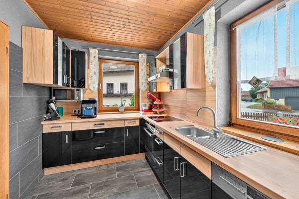 Mehrfamilienhaus in 92431 Neunburg vorm Wald mit 354,77 m² kaufen