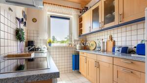 Einziehen und Wohlfühlen - Helle 2-Zimmer-Wohnung mit Einbauküche, Loggia und schönem Ausblick – 13599 Berlin – Vorschaubild 5