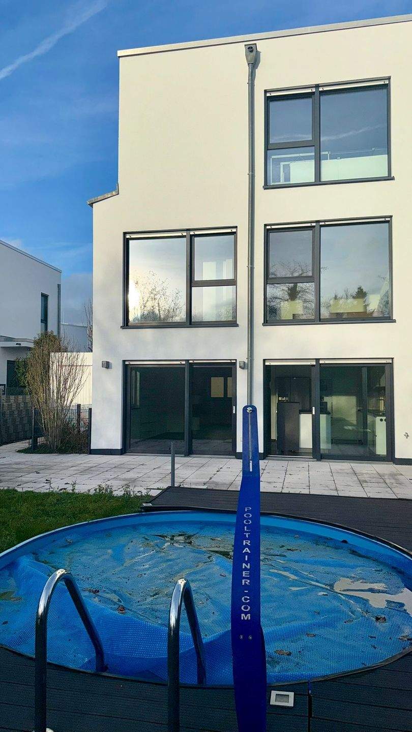 Traumhaus mit Mainblick Garten Garage und Pool - Einmalige Gelegenheit! – Offenbach am Main – Vorschaubild 9