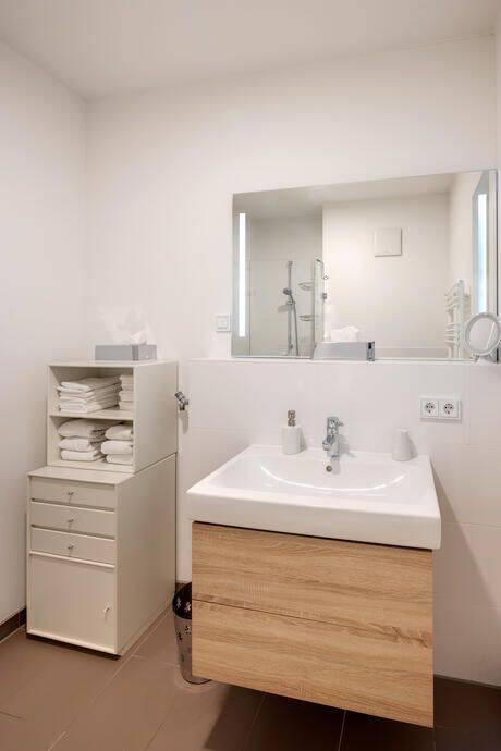 Möbliert: Penthouse-Wohnen am Isarhochufer in der Menterschwaige – München – Vorschaubild 9