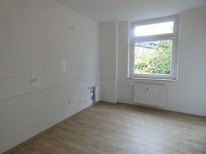 *** Moderne 3,5-Zi-Wohnung mit Balkon in beliebter Lage von Essen-Frohnhausen *** – 45144 Essen – Vorschaubild 8