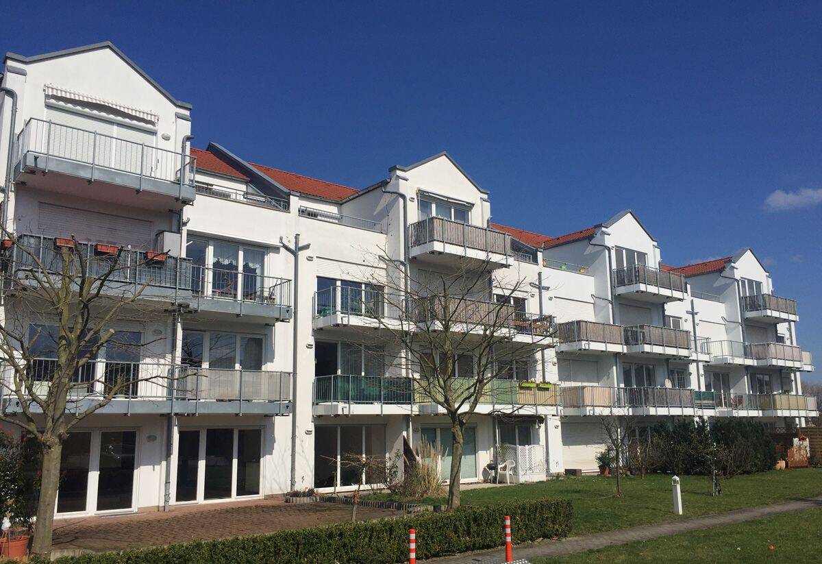 ! Fast einmalig ! 2 Zi. Maisonettwohn. + Balkon + Terrasse + Gartennutzung + EBK + TG-Stellpl. in gepflegter Wohnlage im attraktiven Leipziger Norden – 4158 Leipzig – Bild 1 von 9