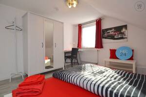 Modern eingerichtetes WG-Zimmer in Neu-Ulm/Offenhausen – 89231 Neu-Ulm – Vorschaubild 2