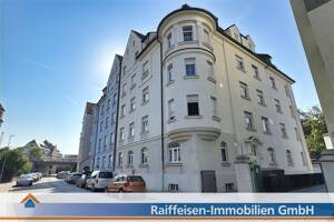 Erstbezug nach Modernisierung: 2 Zimmer Dachgeschoßwohnung im Inneren Osten von Regensburg