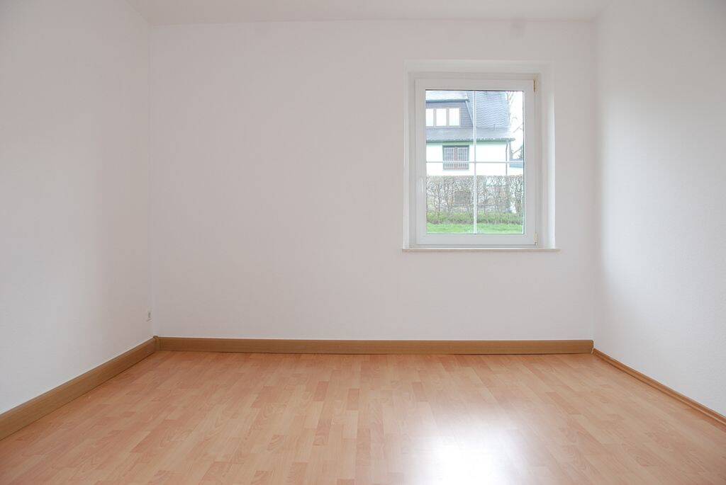 Ruhig gelegenes Familienwohnung mit Einbauküche – Chemnitz – Vorschaubild 4