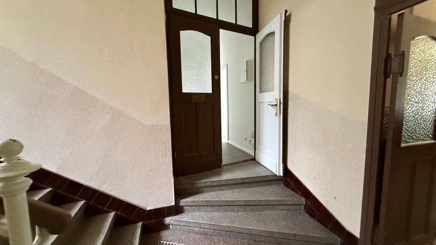 TOP sanierte Whg. - WG-gerecht EBK mögl.!+ Bad mit Fenster – Chemnitz – Vorschaubild 5