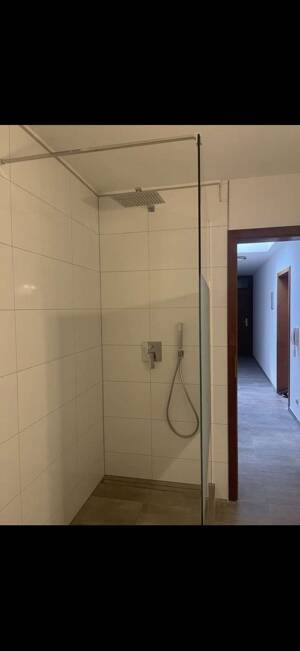 Modernisierte 3-Zimmer-Wohnung mit 2 Balkonen in ruhiger Lage von Stuttgart-Zuffenhausen – 70437 Stuttgart – Vorschaubild 5