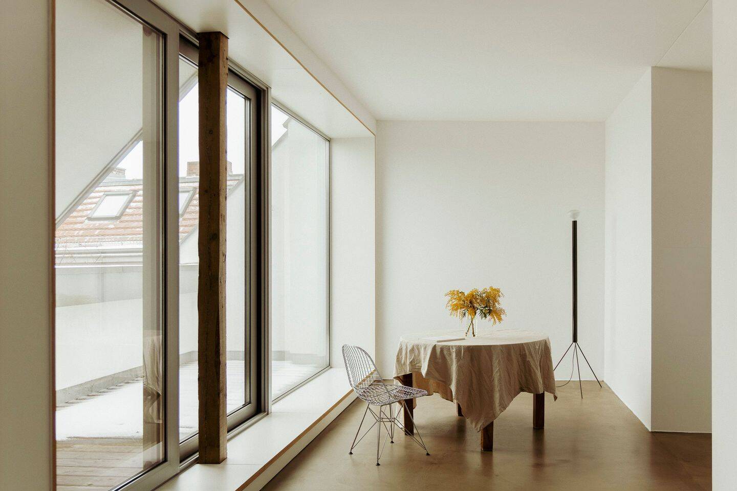 Lichtdurchflutetes Loftrefugium im denkmalgeschützten Altbau mit zwei Terrassen – Berlin – Vorschaubild 3