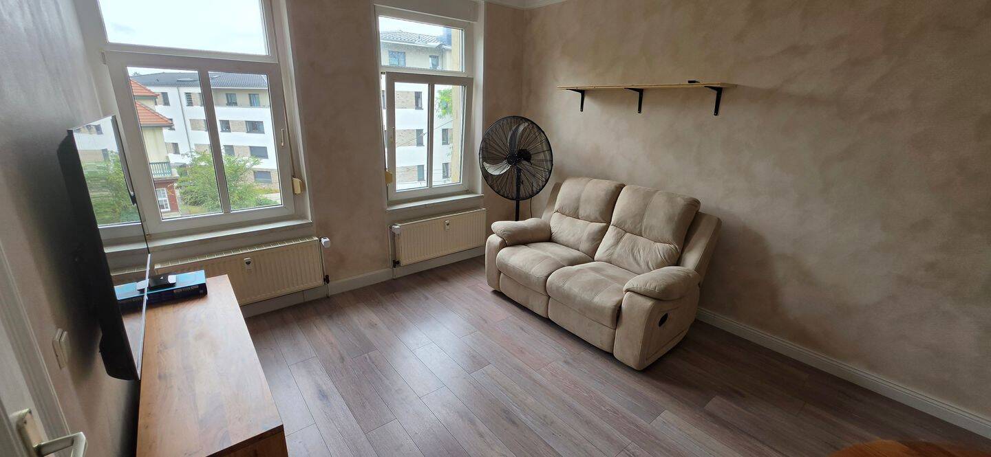 Möblierte und frisch renovierte 4-Zimmer-Wohnung – Dresden – Vorschaubild 4