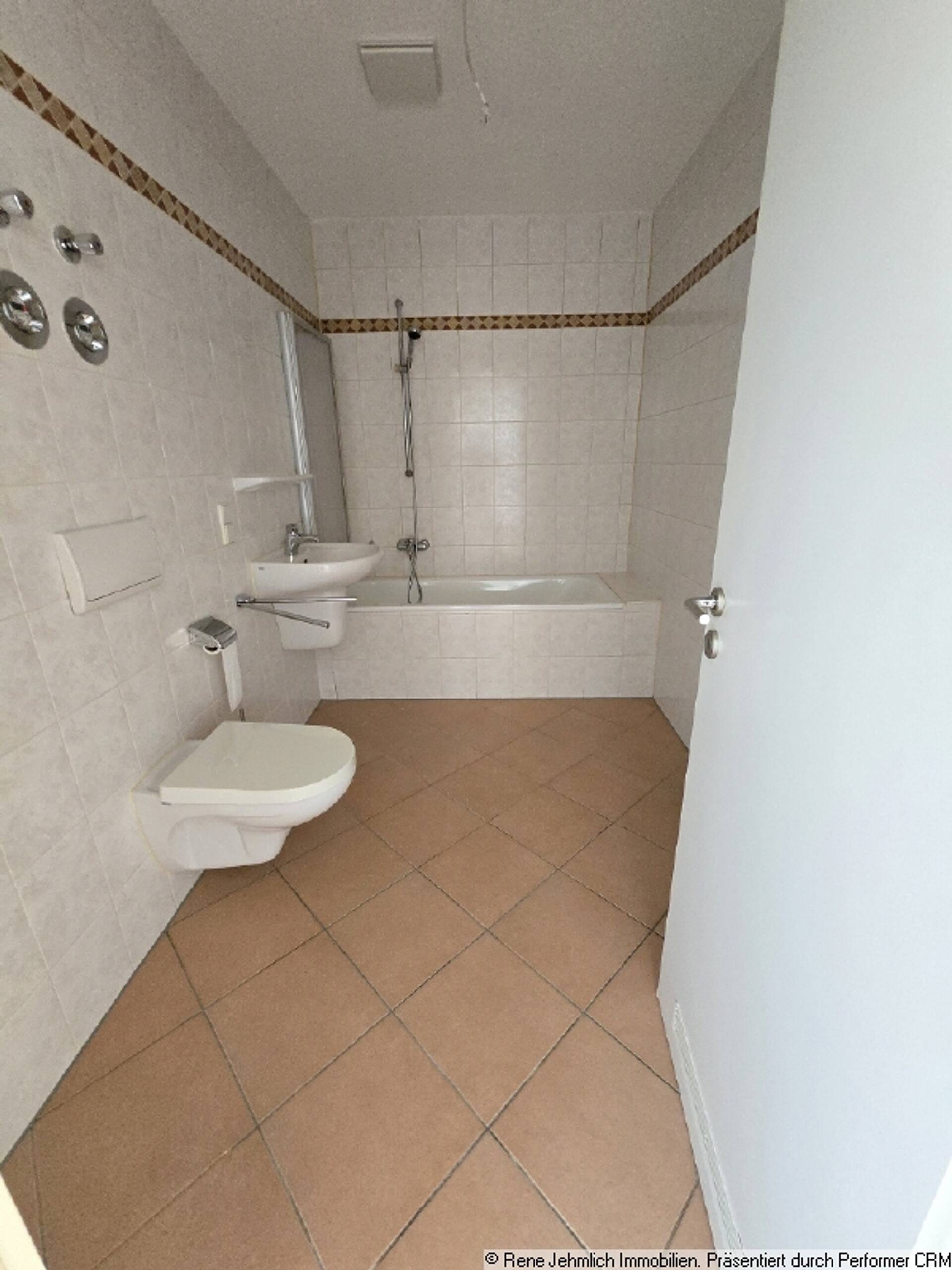 Dachgeschosswohnung in 09112 Chemnitz mit 85 m² kaufen