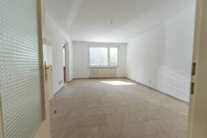 1,5-Zi.-Wohnung mit West-Loggia - Provisionsfrei für Käufer - für Singles, Pendler & Kapitalanleger – 22043 Hamburg – Vorschaubild 3