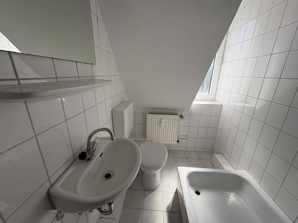 Renovierte 3-Zimmer-Dachgeschosswohnung in Geestemünde – Bremerhaven – Vorschaubild 9