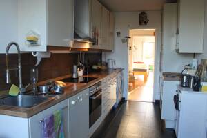 Helle 3-Zimmer-Eigentumswohnung mit Balkon, Garage und schönem Ausblick in Hannover-Vahrenwald – 30165 Hannover – Vorschaubild 4