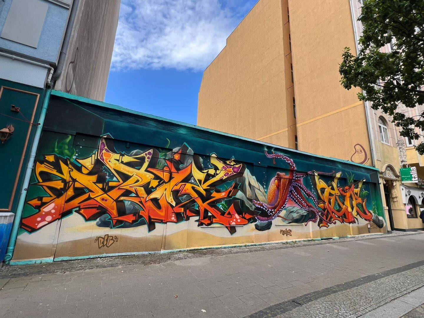 Wohn-und Geschäftshaus mit 11 Wohnungen und Gewerbeinheit in zentraler Lage von Bremerhaven – Bremerhaven – Vorschaubild 4