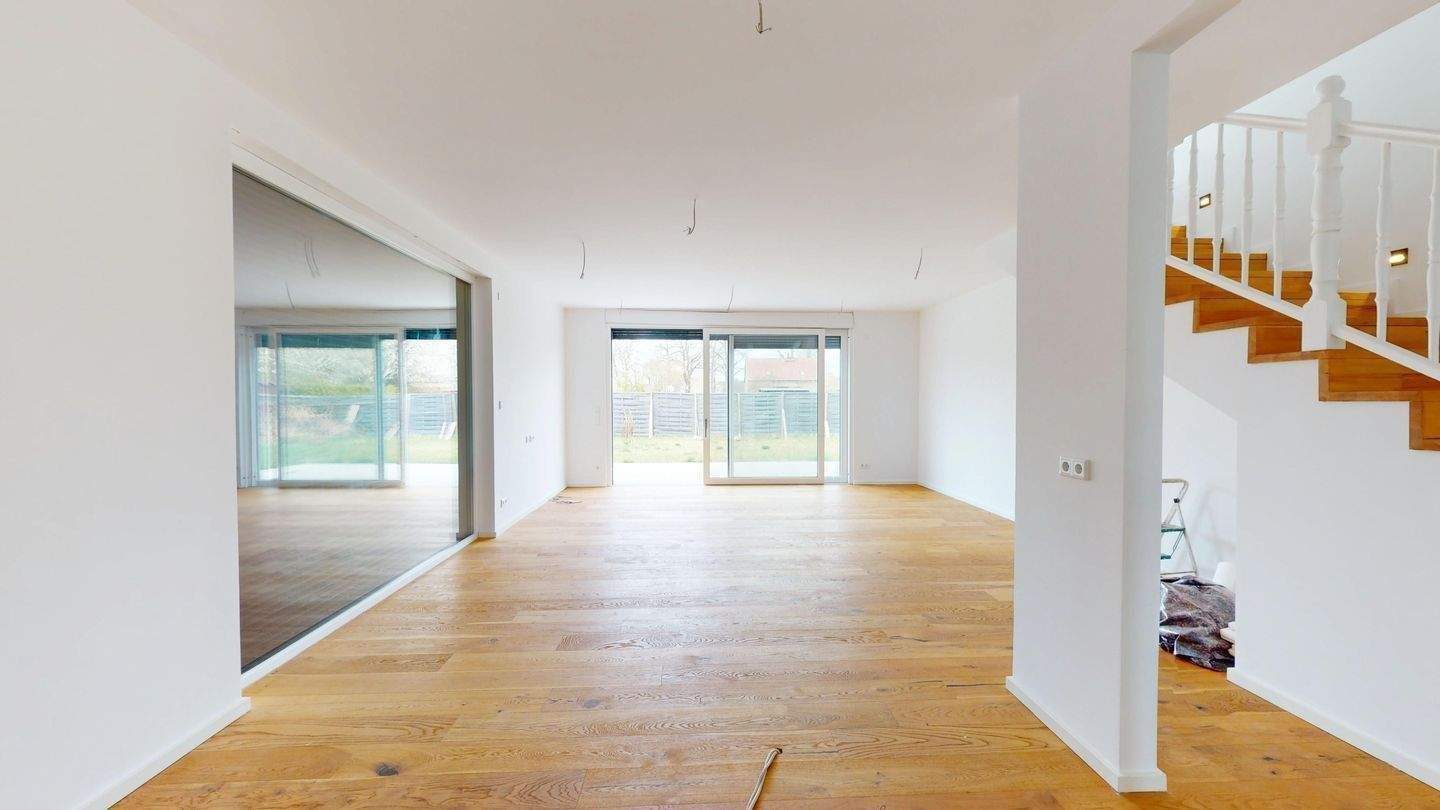 Exklusives Einfamilienhaus mit moderner Ausstattung in ruhiger Wohnlage. Erstbezug! – Königs Wusterhausen – Vorschaubild 2