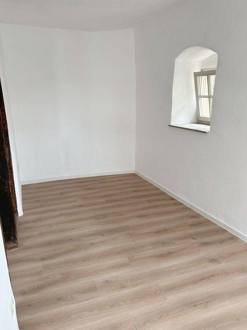 Helle 2,5 Zi-Whg in einem schönen Fachwerkhaus mit neuer EBK und AA (optional) in Bad Wimpfen – Bad Wimpfen – Vorschaubild 6