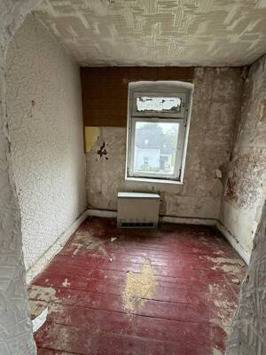 Sanierungsobjekt mit großem Potenzial – Doppelhaushälfte auf attraktivem Grundstück in Dortmund-Huckarde – 44369 Dortmund – Vorschaubild 6